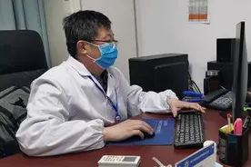 战疫史志㊼访谈启示录｜新冠肺炎遗体解剖第一人刘良：解剖前医生只能“盲打” 法律仍有空白需填补图片