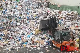 韩国：宅家防疫致垃圾增多 经济低迷让废品价格大跌图片
