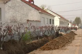 44秒｜打通农村群众出行“最后一米”潍坊高密推进“户户通”工程图片