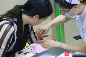 湿疹宝宝可以打疫苗吗？儿科专家：等痊愈后再打卡介疫苗图片