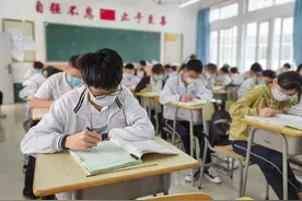 漳州开发区：厦大附中初三学子今日复课图片