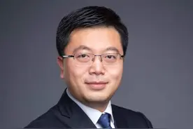 撑老板丨上青旅董事长胡喆：疫情之后，我们更加坚定了“回归青年”的转型决心图片