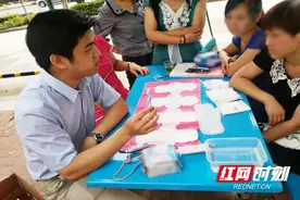张帆7年创业史：从零起步到全国开设4000家俏妃卫生巾专卖店图片