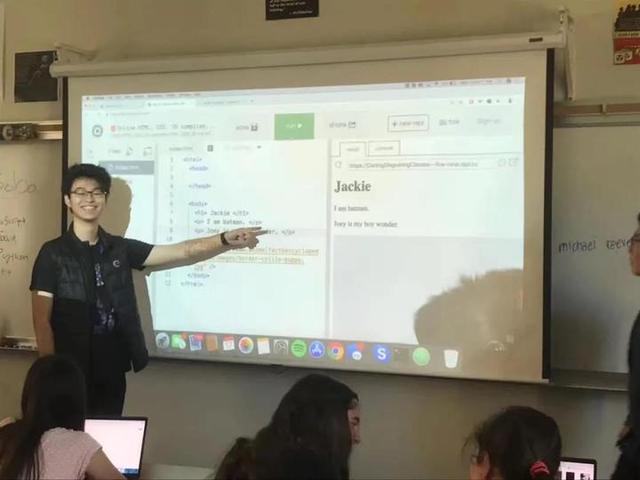 在美读书的乐清男孩设计网站 实时更新并追踪抗疫捐赠讯息