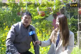“大衣哥”回应粉丝踹门：门坏了可以再修，但别吓着人家，我用诺基亚，玩不了微博图片