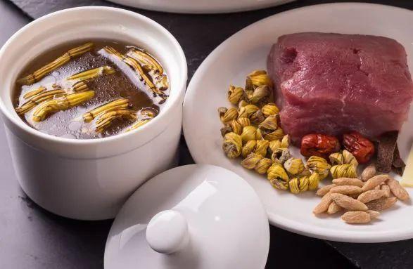 石斛花胶麦冬 石斛麦冬花胶汤