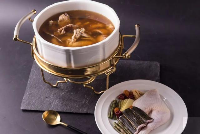 花胶党参石斛 2026年花胶和石斛党参一起煲汤