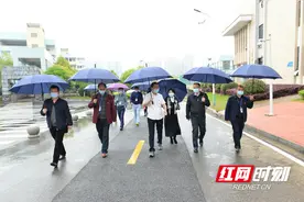 把好安全关 长沙市教育局督查长沙财经学校复学准备工作图片