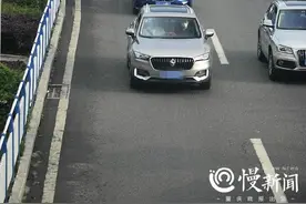 刷优惠券在别人的手机上登支付宝，小伙因这个操作被盗刷2300元图片