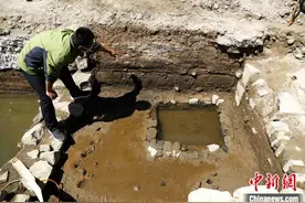 济南老城区出土疑似明代泉池 是否保留有待论证图片