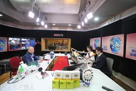 全球百位音乐家接力，跑完12小时“音乐马拉松”图片