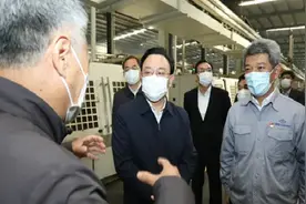 威海市委副书记、代市长闫剑波到文登区调研稳定企业发展工作图片
