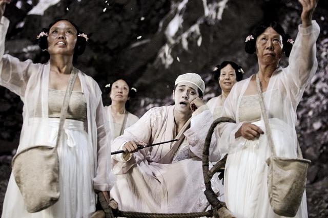 罗志祥被曝劈腿！影视作品中深情人设全盘崩塌？