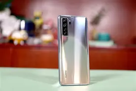 神U麒麟820加持！华为nova7 SE评测：优等生变身全能选手图片