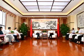 保利公司考察文昌 希望开展文旅金融项目合作图片