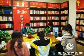 驻马店新华书店开启线上购书业务 提供送货上门服务图片