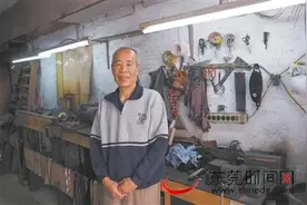 七旬磨刀匠，坚守东莞最后“磨刀铺”图片