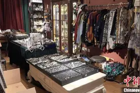 成都深巷老院中的中古店：“触碰”旧时光图片