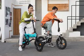 小米有品众筹全折叠电动车：车身三段折叠+最高续航80km图片