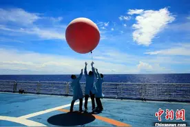 第五个中国航天日 远望号船队工作在第一线图片