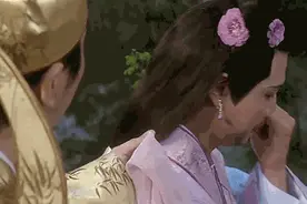 治庸·便民|无论是貌美如花还是“抠脚大叔”，都阻挡不住打款的节奏？！图片