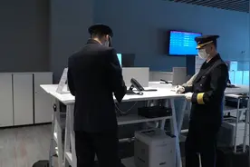 土耳其航空“绘出”世界上最大的土耳其国旗标志图片