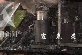 20多个单反镜头被烧毁！80岁退休教师痛心不已图片