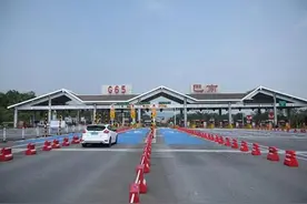 今起重庆高速恢复收费，这些通行变化你要知道图片
