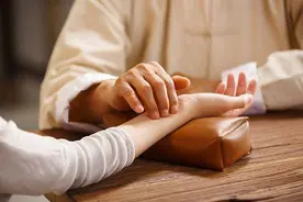 江苏省中医院小长假不停诊，每天300多名专家可挂号图片