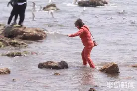 提醒青岛市民游客：海景虽美不要贪恋 避免因海水潮汐受困图片