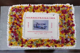 还记得杭州1路无轨电车吗？它今天59岁了图片