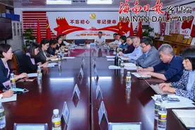海口市政府组织家长、校长代表召开座谈会 共同探讨疫情期间午托问题图片