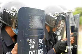 昆明市公安局特警支队二大队：锤炼公安队伍提升应急处突能力图片