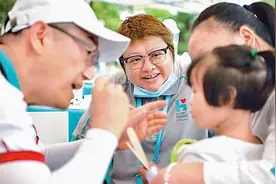 从称赞到质疑，抗疫中备受瞩目的韩红基金会你了解多少？图片