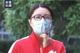 哽咽作别武汉 这些重症专家奔赴下一个“战场”图片