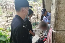 拾荒老伯流浪十年，民警助其回家图片