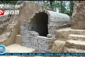 距今约1400年到1600年 江苏镇江句容千年古墓出土52件文物图片