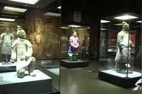 兵马俑带着六国珍宝来啦！“六合同风——秦文化大展”今天在山东博物馆开展图片