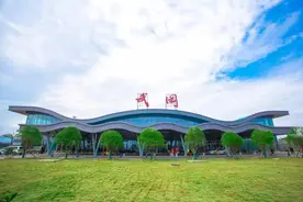 几天后，邵阳将增开部分列车，还有一条新航线开通图片