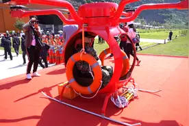 清华高材生在山旮旯“捣鼓”出广西首架载人型无人机图片