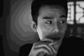 王凯浑厚“低音炮”吸粉无数：声音好听的人，一开口就赢了图片