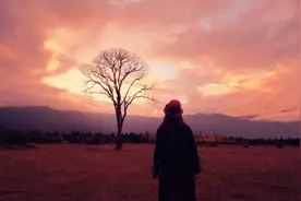 夜读 | 真正厉害的人，早把人生调成了“静音模式”图片