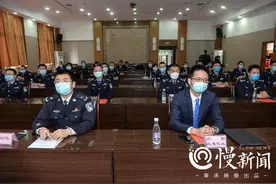 武汉女子监狱曾经有个“重庆孃孃队”，穿上尿不湿巡查上千房间......市戒毒局举行“逐梦新时代 奋斗正青春”主题团日活动图片