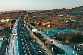 707亿 国内首条“超级高速公路”获批！将采用光伏路面？图片