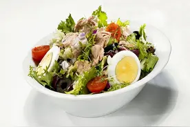 缤纷沙拉，让你在家也能有春日野餐感图片