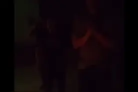 为躲蛋糕撒腿就跑 范子铭生日周琦亲自操刀拍蛋糕图片