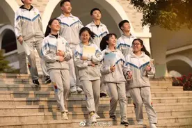 贵州调整中学暑假放假时间图片