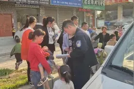 淮阳一3岁男孩迷路，结局好有爱图片