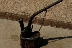 果然视频｜千年大集探奇：你知道水烟袋中的水是干嘛用的吗？视频封面