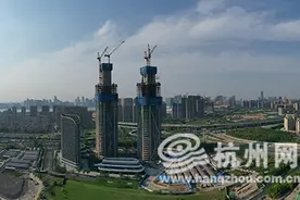 最新进展！杭州又一在建地标建筑——智慧之门“长”到200米了图片